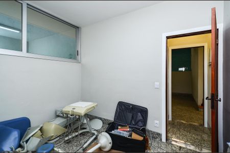 Casa para alugar com 265m², 4 quartos e 7 vagas Casa para alugar com 265m², 4 quartos e 7 vagasQuarto 3