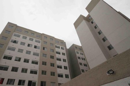 Fachada de apartamento para alugar com 2 quartos, 34m² em Quinta da Paineira, São Paulo