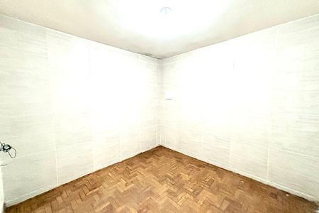 Closet do quarto 1 de casa para alugar com 2 quartos, 60m² em Jardim Soraia, São Paulo
