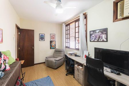 Casa à venda com 118m², 2 quartos e sem vagaQuarto 1