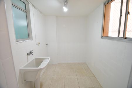 Apartamento à venda com 77m², 2 quartos e 1 vagaÁrea de Serviço