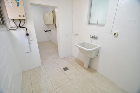 Apartamento à venda com 77m², 2 quartos e 1 vagaÁrea de Serviço