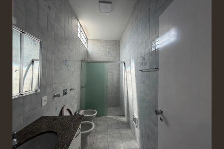Casa à venda com 157m², 3 quartos e 1 vaga