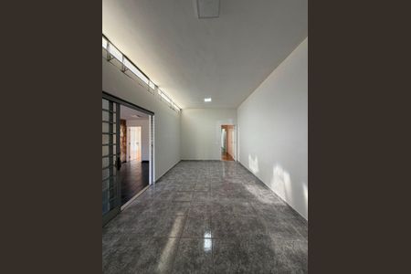 Casa à venda com 3 quartos, 157m² em Bela Vista, Jundiaí