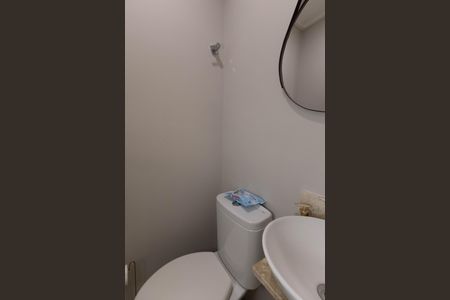 Apartamento para alugar com 175m², 3 quartos e 2 vagas Apartamento para alugar com 175m², 3 quartos e 2 vagasLavabo