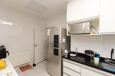 Apartamento para alugar com 175m², 3 quartos e 2 vagas Apartamento para alugar com 175m², 3 quartos e 2 vagasCozinha - Armários