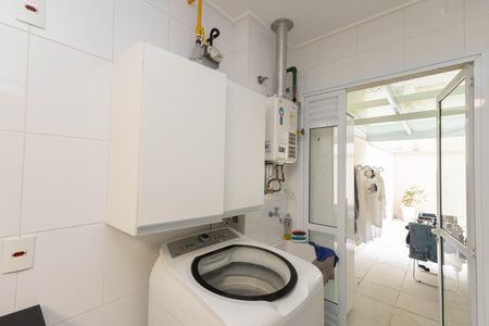 Apartamento para alugar com 175m², 3 quartos e 2 vagas Apartamento para alugar com 175m², 3 quartos e 2 vagasÁrea de Serviço