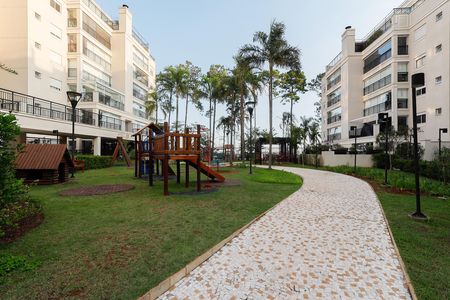 Apartamento para alugar com 175m², 3 quartos e 2 vagas Apartamento para alugar com 175m², 3 quartos e 2 vagasÁrea comum - Playground