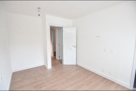 Apartamento à venda com 90m², 3 quartos e 1 vaga Apartamento à venda com 90m², 3 quartos e 1 vagaSuíte