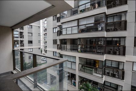 Apartamento à venda com 90m², 3 quartos e 1 vaga Apartamento à venda com 90m², 3 quartos e 1 vagaSala