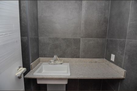 Apartamento à venda com 90m², 3 quartos e 1 vaga Apartamento à venda com 90m², 3 quartos e 1 vagaBanheiro Social