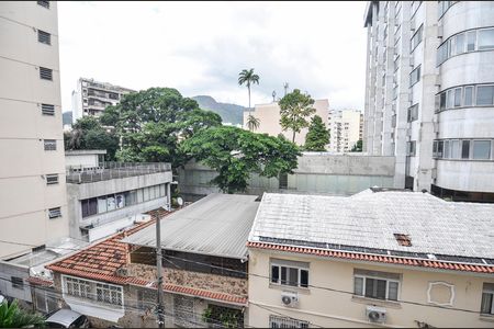 Apartamento à venda com 90m², 3 quartos e 1 vaga Apartamento à venda com 90m², 3 quartos e 1 vagaSuíte