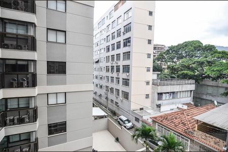 Apartamento à venda com 90m², 3 quartos e 1 vaga Apartamento à venda com 90m², 3 quartos e 1 vagaQuarto 2