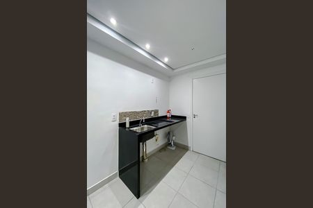 Apartamento à venda com 30m², 1 quarto e sem vaga Apartamento à venda com 30m², 1 quarto e sem vagaCozinha e Área de Serviço