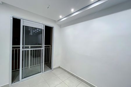 Apartamento à venda com 30m², 1 quarto e sem vaga Apartamento à venda com 30m², 1 quarto e sem vagaSala