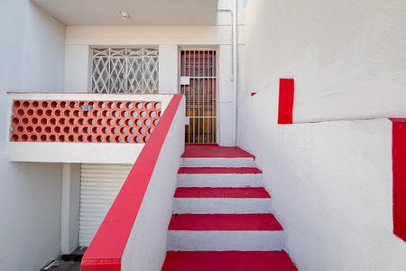 Casa para alugar com 100m², 2 quartos e 1 vaga Casa para alugar com 100m², 2 quartos e 1 vagaEntrada