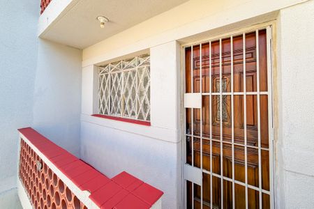 Entrada de casa para alugar com 2 quartos, 100m² em Vila Dom Pedro I, São Paulo