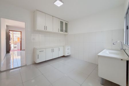 Cozinha de casa para alugar com 2 quartos, 100m² em Vila Dom Pedro I, São Paulo