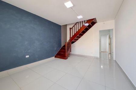 Casa para alugar com 2 quartos, 100m² em Vila Dom Pedro I, São Paulo