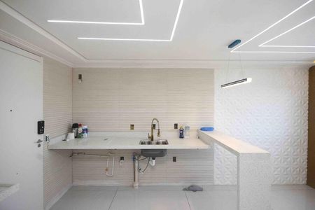Apartamento para alugar com 35m², 2 quartos e sem vaga Apartamento para alugar com 35m², 2 quartos e sem vagaCozinha e Área de Serviço