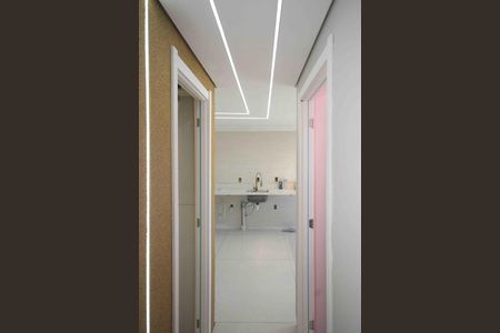 Apartamento para alugar com 35m², 2 quartos e sem vaga Apartamento para alugar com 35m², 2 quartos e sem vagaCorredor