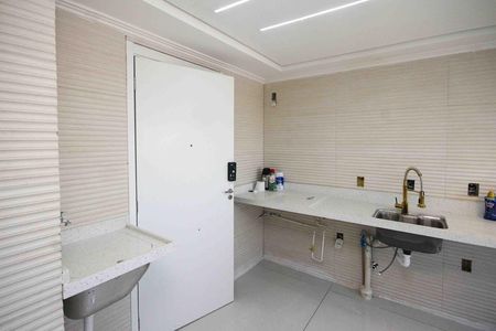 Cozinha e Área de Serviço de apartamento para alugar com 2 quartos, 35m² em Parque Sao Rafael, São Paulo