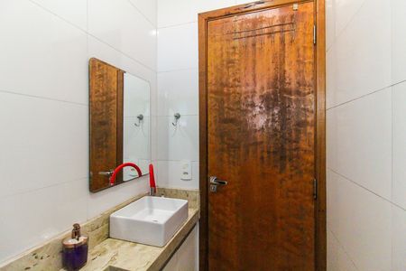 Apartamento à venda com 46m², 2 quartos e sem vaga Apartamento à venda com 46m², 2 quartos e sem vagaBanheiro