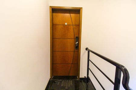 Hall - Porta de apartamento à venda com 2 quartos, 46m² em Itaquera, São Paulo