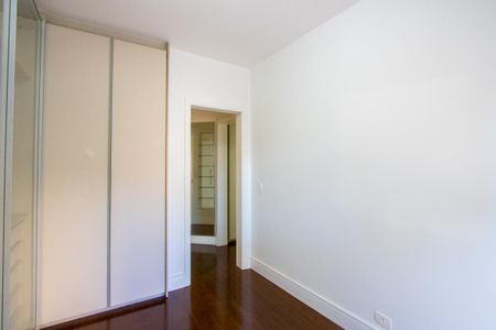 Apartamento à venda com 147m², 4 quartos e 2 vagas Apartamento à venda com 147m², 4 quartos e 2 vagasQuarto 2
