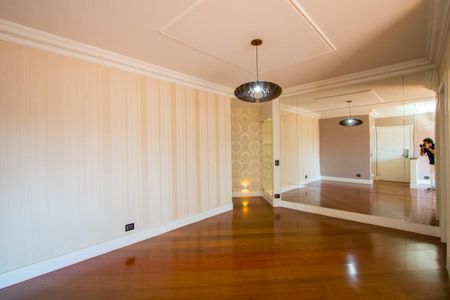 Apartamento à venda com 147m², 4 quartos e 2 vagas Apartamento à venda com 147m², 4 quartos e 2 vagasSala