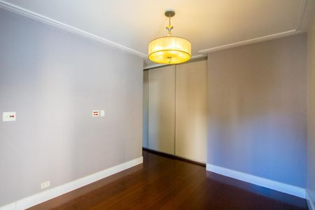 Quarto 1 - Suíte de apartamento à venda com 4 quartos, 147m² em Vila Assunção, Santo André