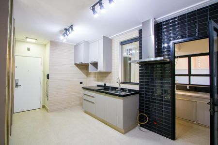 Apartamento à venda com 147m², 4 quartos e 2 vagas Apartamento à venda com 147m², 4 quartos e 2 vagasCozinha