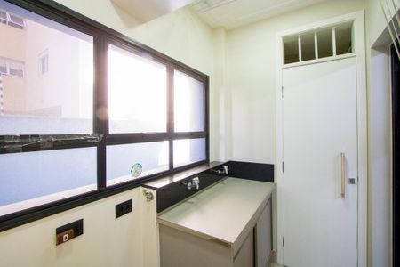 Área de serviço de apartamento à venda com 4 quartos, 147m² em Vila Assunção, Santo André
