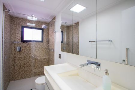 Apartamento à venda com 147m², 4 quartos e 2 vagas Apartamento à venda com 147m², 4 quartos e 2 vagasBanheiro do quarto 1