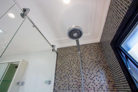 Apartamento à venda com 147m², 4 quartos e 2 vagas Apartamento à venda com 147m², 4 quartos e 2 vagasBanheiro social