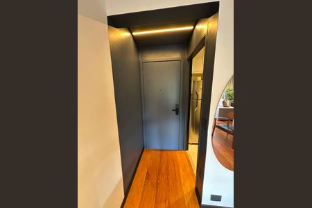 Corredor de apartamento à venda com 1 quarto, 70m² em Santana, São Paulo