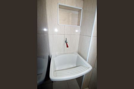 Cozinha e Área de Serviço de apartamento para alugar com 2 quartos, 45m² em Olaria, Rio de Janeiro