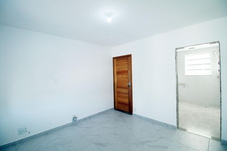 Apartamento para alugar com 2 quartos, 45m² em Olaria, Rio de Janeiro