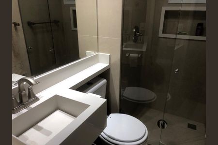 Apartamento à venda com 59m², 2 quartos e 2 vagas Apartamento à venda com 59m², 2 quartos e 2 vagasBanheiro