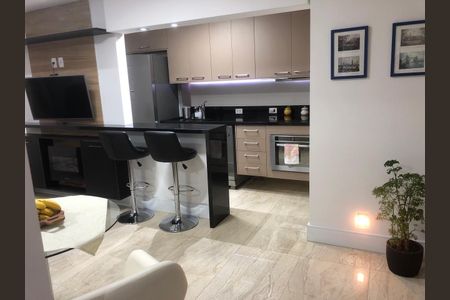 Apartamento à venda com 59m², 2 quartos e 2 vagas Apartamento à venda com 59m², 2 quartos e 2 vagasCozinha