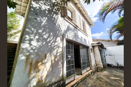 Casa para alugar com 782m², 7 quartos e 1 vaga Casa para alugar com 782m², 7 quartos e 1 vagaCasa anexa