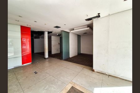 Casa para alugar com 782m², 7 quartos e 1 vaga Casa para alugar com 782m², 7 quartos e 1 vagaSala