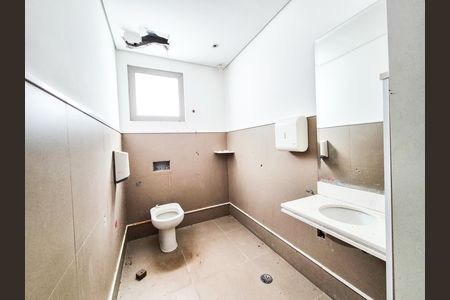 Casa para alugar com 782m², 7 quartos e 1 vaga Casa para alugar com 782m², 7 quartos e 1 vagaBanheiro 1
