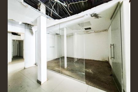 Casa para alugar com 782m², 7 quartos e 1 vaga Casa para alugar com 782m², 7 quartos e 1 vagaQuarto 3