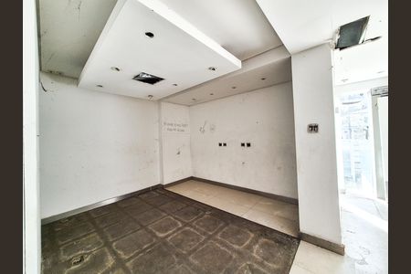 Casa para alugar com 782m², 7 quartos e 1 vaga Casa para alugar com 782m², 7 quartos e 1 vagaSala