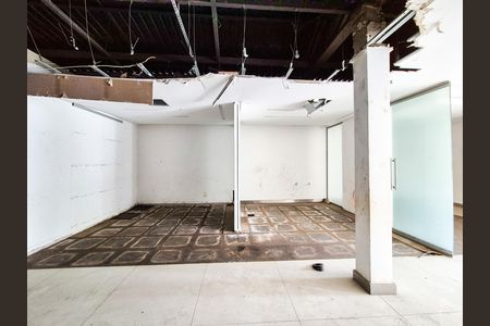 Casa para alugar com 782m², 7 quartos e 1 vaga Casa para alugar com 782m², 7 quartos e 1 vagaQuarto 2