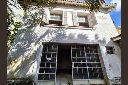 Casa para alugar com 782m², 7 quartos e 1 vaga Casa para alugar com 782m², 7 quartos e 1 vagaCasa anexa
