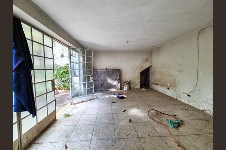 Casa para alugar com 782m², 7 quartos e 1 vaga Casa para alugar com 782m², 7 quartos e 1 vagaSala
