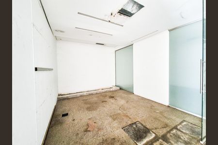Casa para alugar com 782m², 7 quartos e 1 vaga Casa para alugar com 782m², 7 quartos e 1 vagaQuarto 1