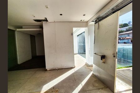 Sala de casa para alugar com 7 quartos, 782m² em Pacaembu, São Paulo